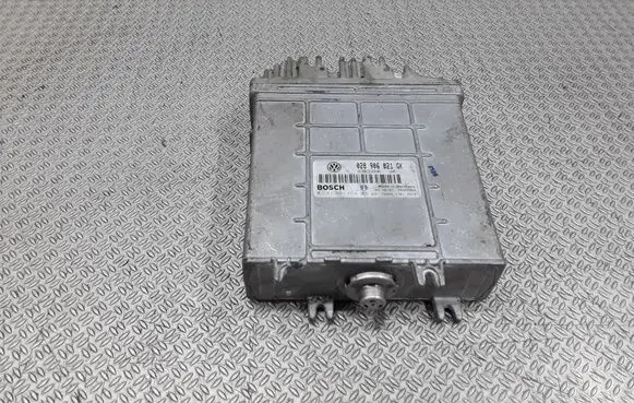Volkswagen PASSAT B5 Engine control unit/module 028906021GK 0281001654