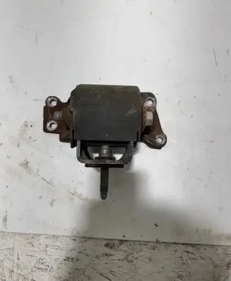 Ford F150 Engine mount bracket 9L346H028ED AL3V6H028GD