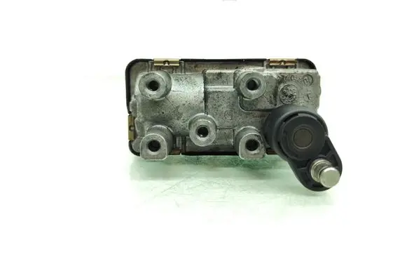 BMW 5 F10 F11 Turbine electric control actuator 4933519400 6NW010099