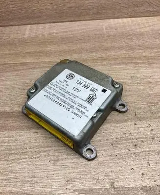 Volkswagen PASSAT B5 Airbag control unit/module 1J0909607 5WK4199 USED