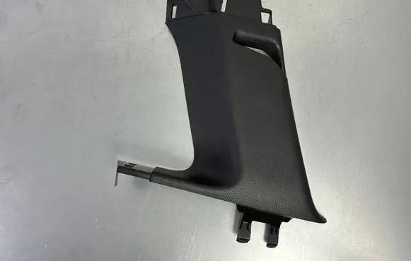 Jeep Grand Cherokee (C) pillar trim 1GP02DX9AC