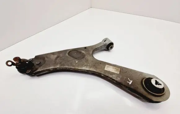 Peugeot 2008 II Front lower control arm/wishbone