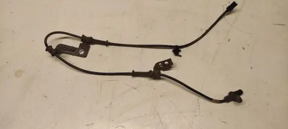 KIA Carens III ABS brake wheel speed sensor 95670-A4301