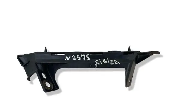 Seat Ibiza IV (6J,6P) Front bumper mounting bracket 6J0807184