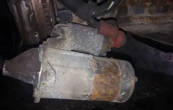 Mitsubishi Carisma Starter motor MD360368 M000T8184