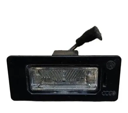 Volkswagen PASSAT B5.5 Number plate light 810943021
