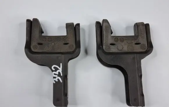 Dodge Charger Radiator mount bracket 04596474AD