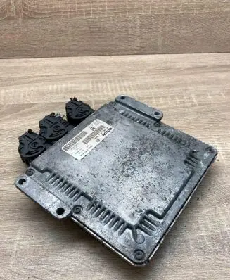 Citroen C4 I Picasso Engine control unit/module ECU 9647693180 0281011084 EDC15C267