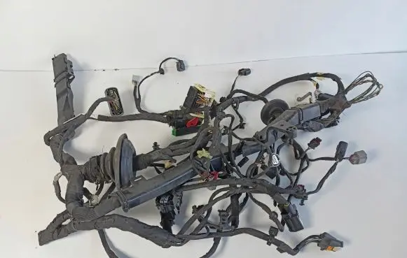 Dodge Challenger Engine installation wiring loom 68251008AB