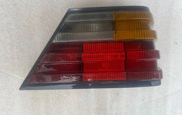 Mercedes-Benz E W124 Rear/tail lights 1248201464 2VP00468002 2VD00468003