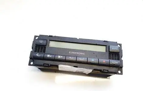 Volkswagen PASSAT B5.5 Climate control unit