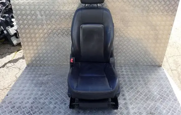 Chevrolet Captiva Front driver seat 
