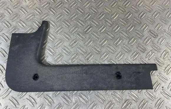 Front sill trim cover