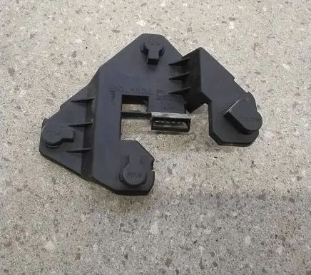 Audi A4 S4 B5 8D Tail light bulb cover holder
