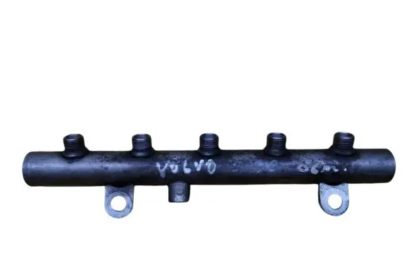 Volvo V50 Fuel main line pipe 9645689580