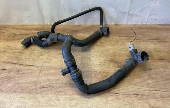 Volkswagen Tiguan Engine coolant pipe/hose 5QF121049AG
