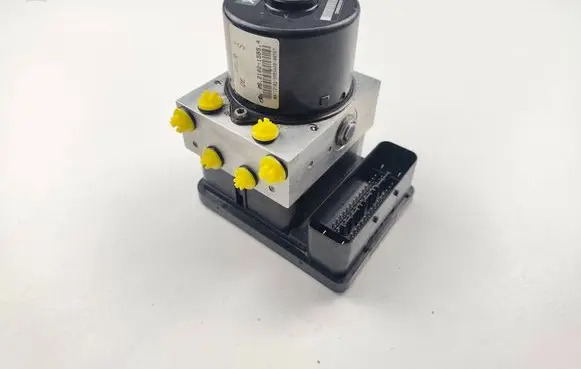 Suzuki Swift II ABS Pump 06210215854 06210957783 86L0