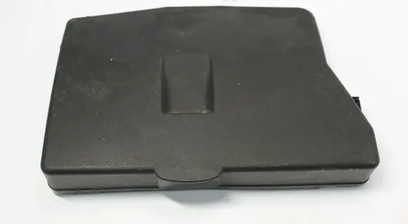 Toyota Verso Fuse box cover 8266205150