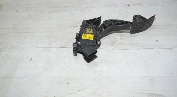 Skoda Fabia Mk3 (NJ) Accelerator throttle pedal 0280755335