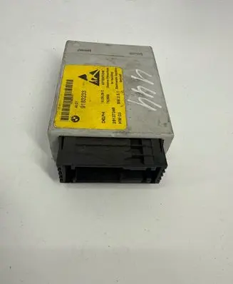 BMW 5 E60 E61 Center console control module 9183233 742899 28137346