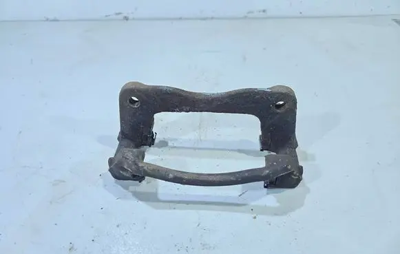 Toyota Auris E180 Front Brake Caliper Pad/Carrier 701446AD