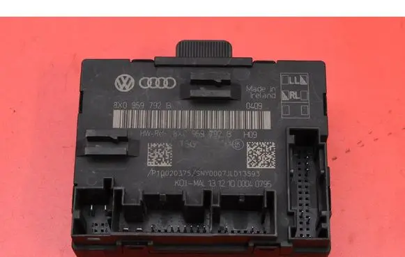 Skoda Superb B6 (3T) Engine control unit/module ECU 8X0959792B