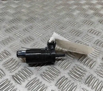 BMW i3 Windscreen/windshield washer pump 2751743