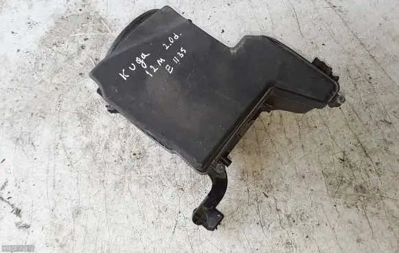 Ford Kuga I Air filter box 7M519600BJ