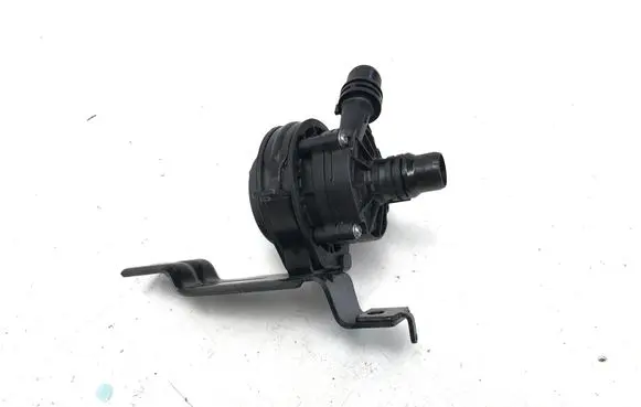 Peugeot 3008 III Electric auxiliary coolant/water pump 9839261780
