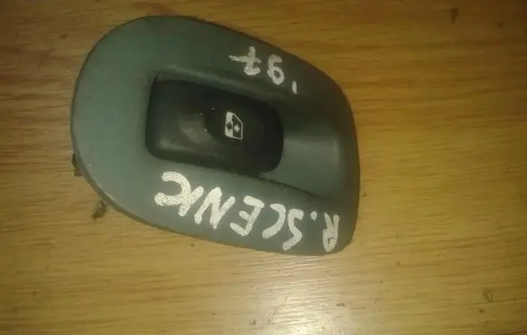 Renault Scenic I Electric window control switch
