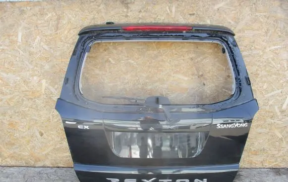 SsangYong Rexton Tailgate/trunk/boot lid