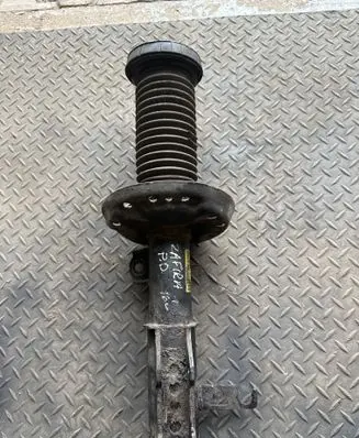 Opel Zafira C Front shock absorber/damper 13474026