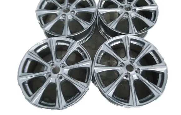 Ford Fiesta R18 alloy rim 