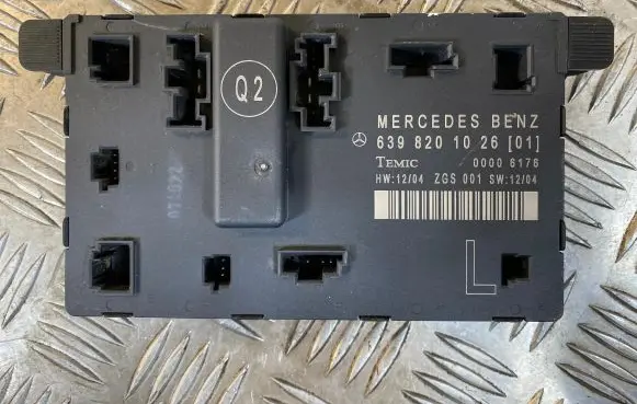 Mercedes-Benz Vito Viano W639 Door control unit/module 6398201026 00006176 ZGS001