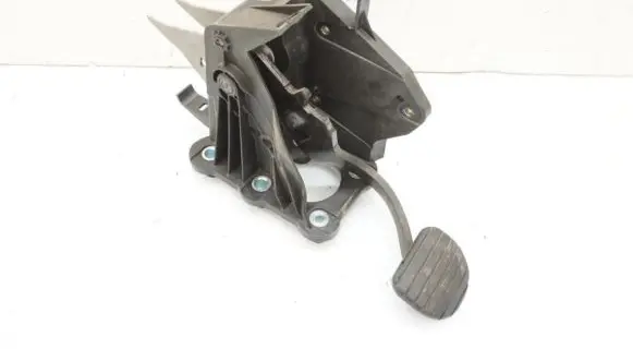 Renault Laguna III Brake pedal 465010003R