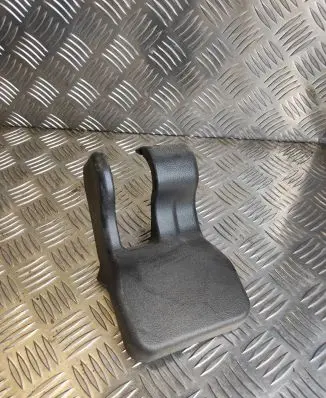 Opel Antara Front driver seat rail trim 95182616 A052449 PPRTD20