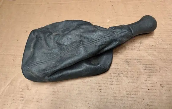 Gear lever shifter trim leather/knob