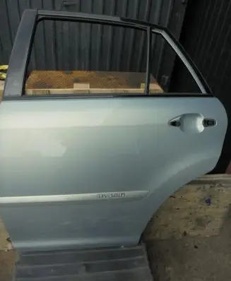 Lexus RX 330 - 350 - 400H Rear door