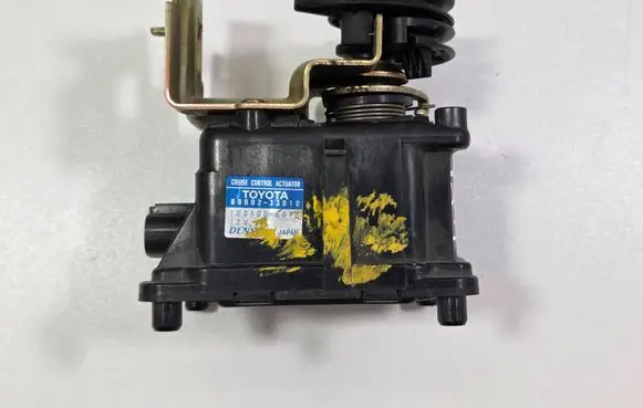 Toyota Camry Cruise control unit/module 8800233010