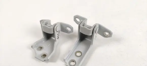 Suzuki Swift IV Front door hinge set