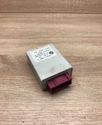 BMW 5 E39 Light module LCM 8375964