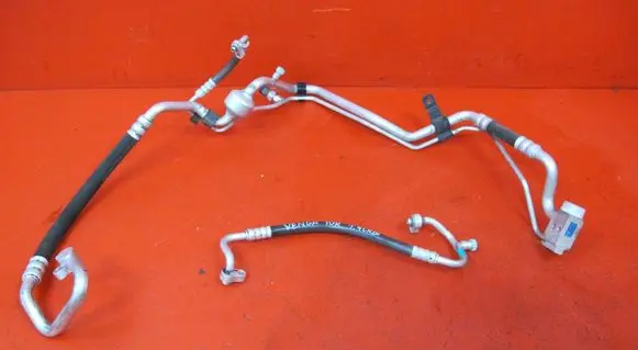 KIA Venga Air conditioning (A/C) pipe/hose