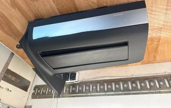 Volkswagen Multivan T5 Dashboard side end trim 7H5857056A