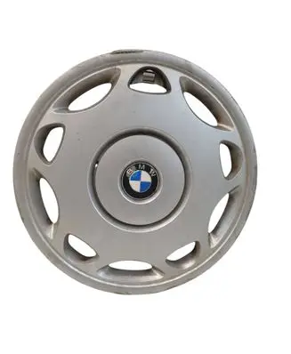 BMW 3 E36 R15 wheel hub/cap/trim 36131180104 1180104 6139100