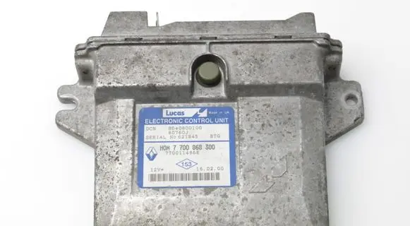 Renault Kangoo I Engine control unit/module 7700868300