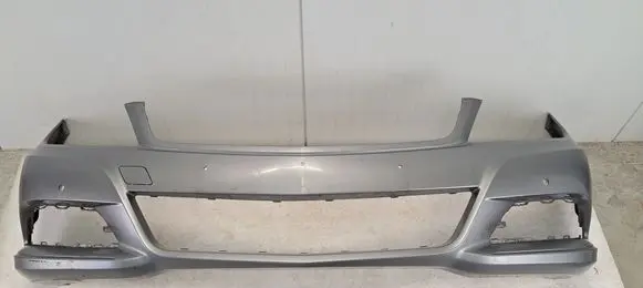 Mercedes-Benz C W204 Front bumper A2048805547 Z2389