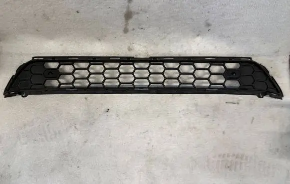 Volvo XC60 Front bumper lower grill 31383115