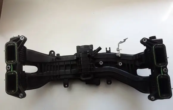 Subaru Forester SK Intake manifold 14001AC600