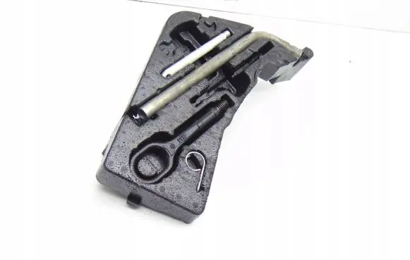 Audi Q7 4L Tool set 4L0012113C