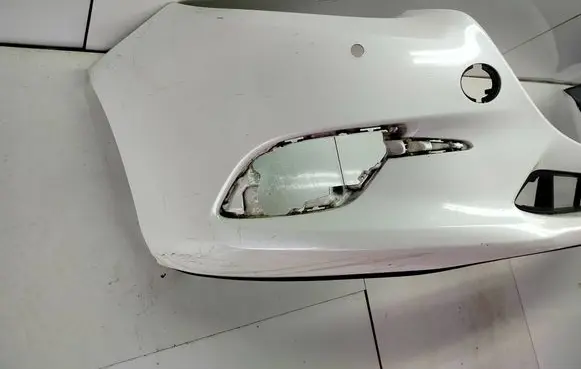Mazda 3 Front bumper B63B50031
